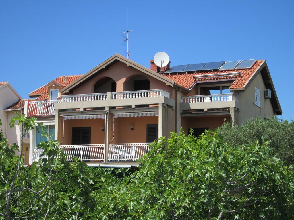 Villa Daniela Brodarica  Εξωτερικό φωτογραφία